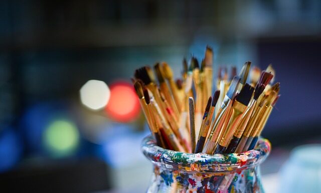 Jak wyczyścić szczotkę do kurzu?