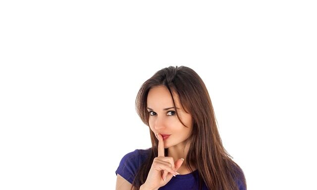 Czym czesać gęste włosy?